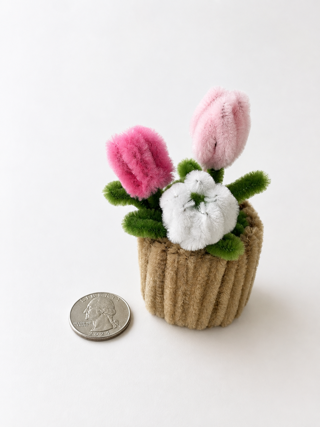 Tulips Mini Pot — handmade pipe cleaner accessory